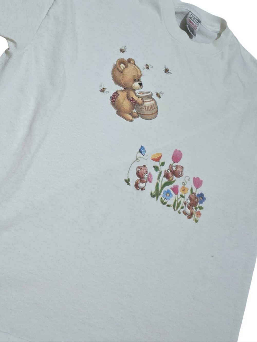 VINTAGE 90s Cute Bear With Honey And Flowers Single Stitch Shirt XXL - Picture 2 of 5